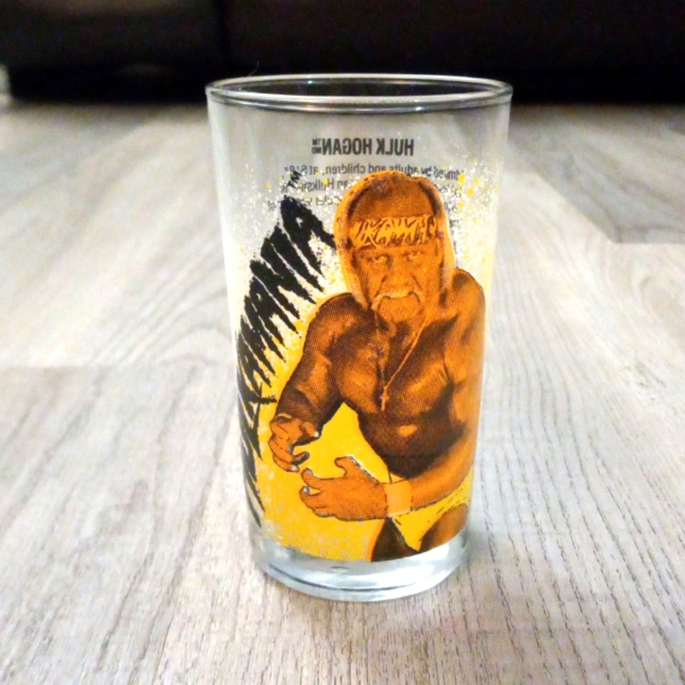 Ultra Rare WWF Hulkamania glass
